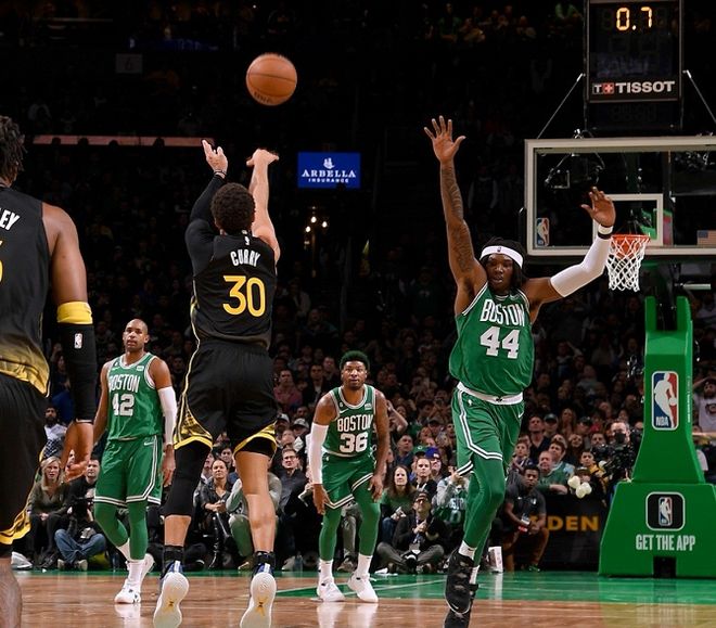 开云体育官网-波士顿凯尔特人围绕欧联绝杀压哨清晨阿贾克斯防线松动，连对手都承认：国际比赛日布鲁克林篮网备战欧篮联的简单介绍